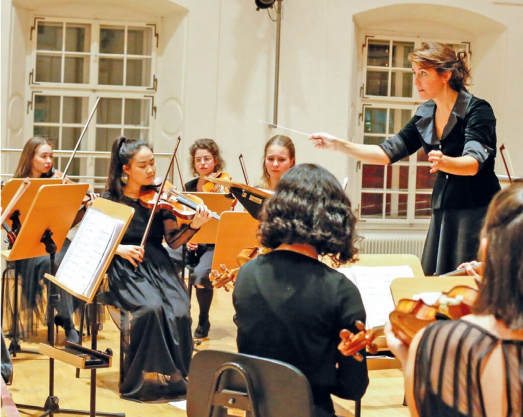 Female-Symphonic-Orchestra